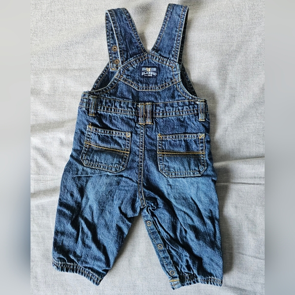The Children's Place | 3-Piece Overalls, Shirt and Sweater Set - Picture 12 of 13